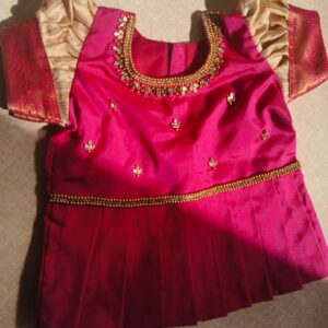 Sandal with pink Silk lehenga